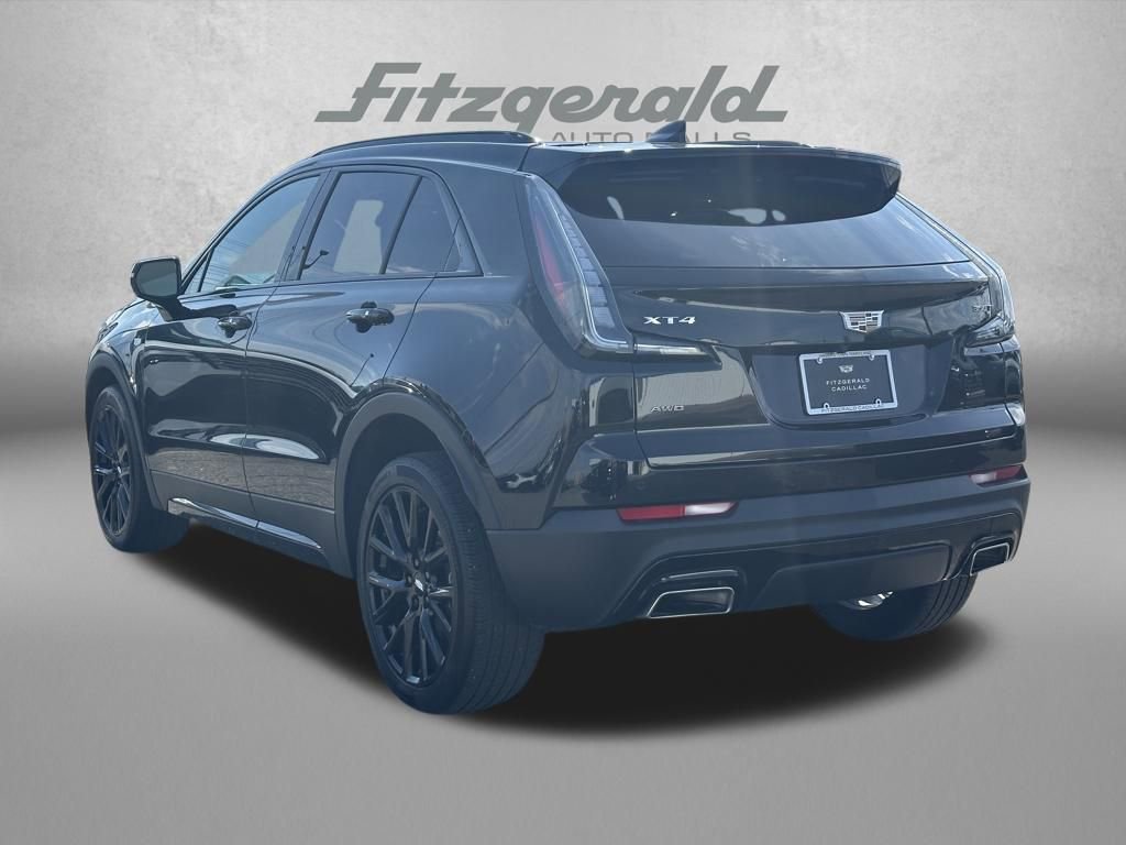 Used 2023 Cadillac XT4 Sport image 6