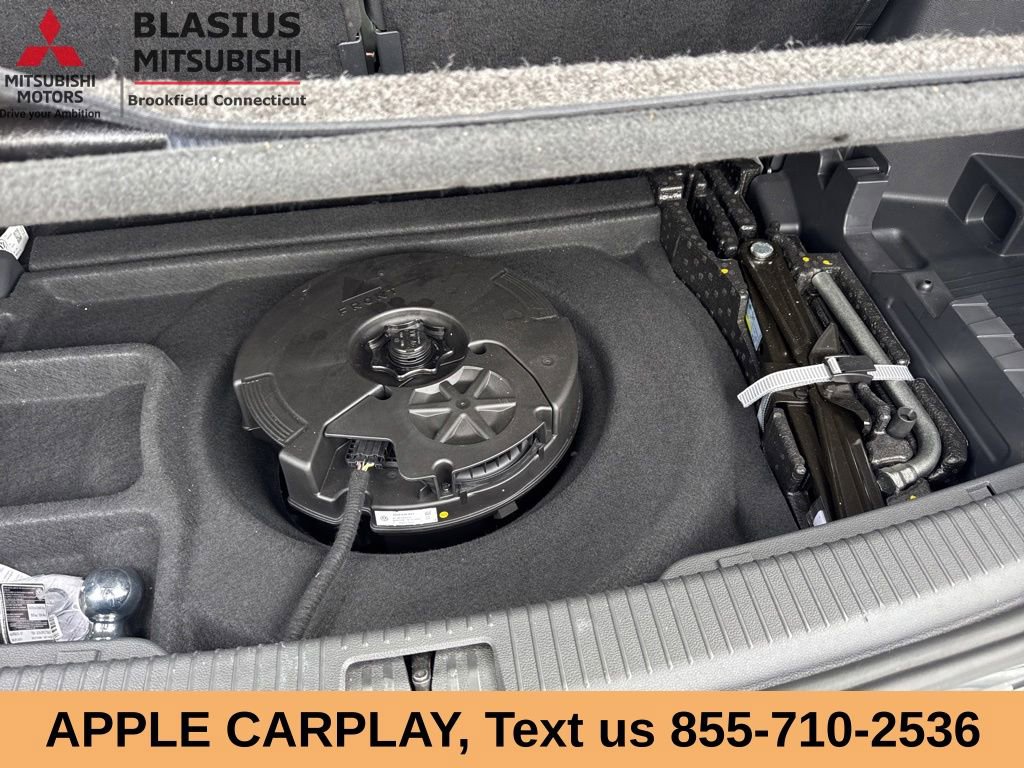 Used 2024 Volkswagen Atlas SEL Premium R-Line AWD/4WD image 16