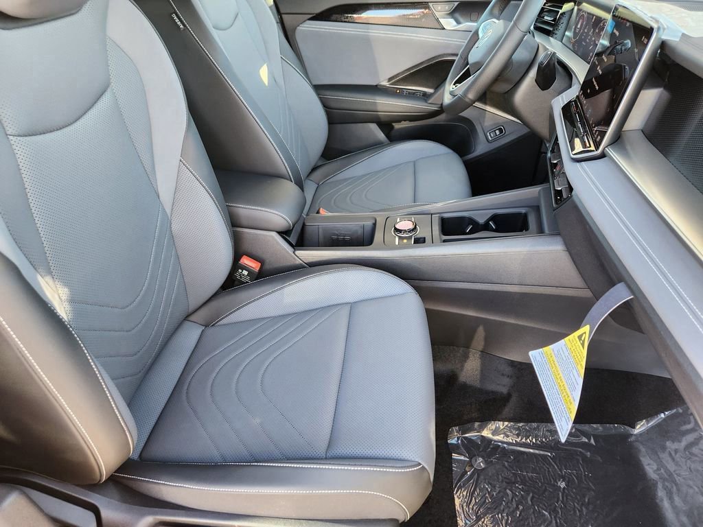 New 2026 Volkswagen Tiguan SE R-Line image 5