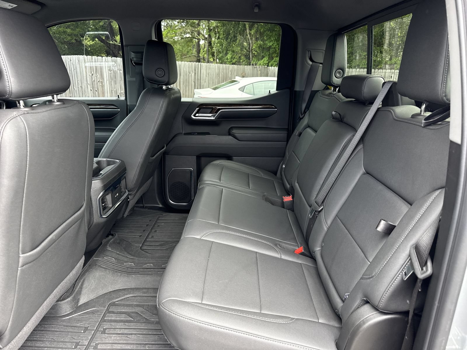 Used 2024 GMC Sierra 1500 Elevation w/ Elevation Premium Package AWD/4WD image 10