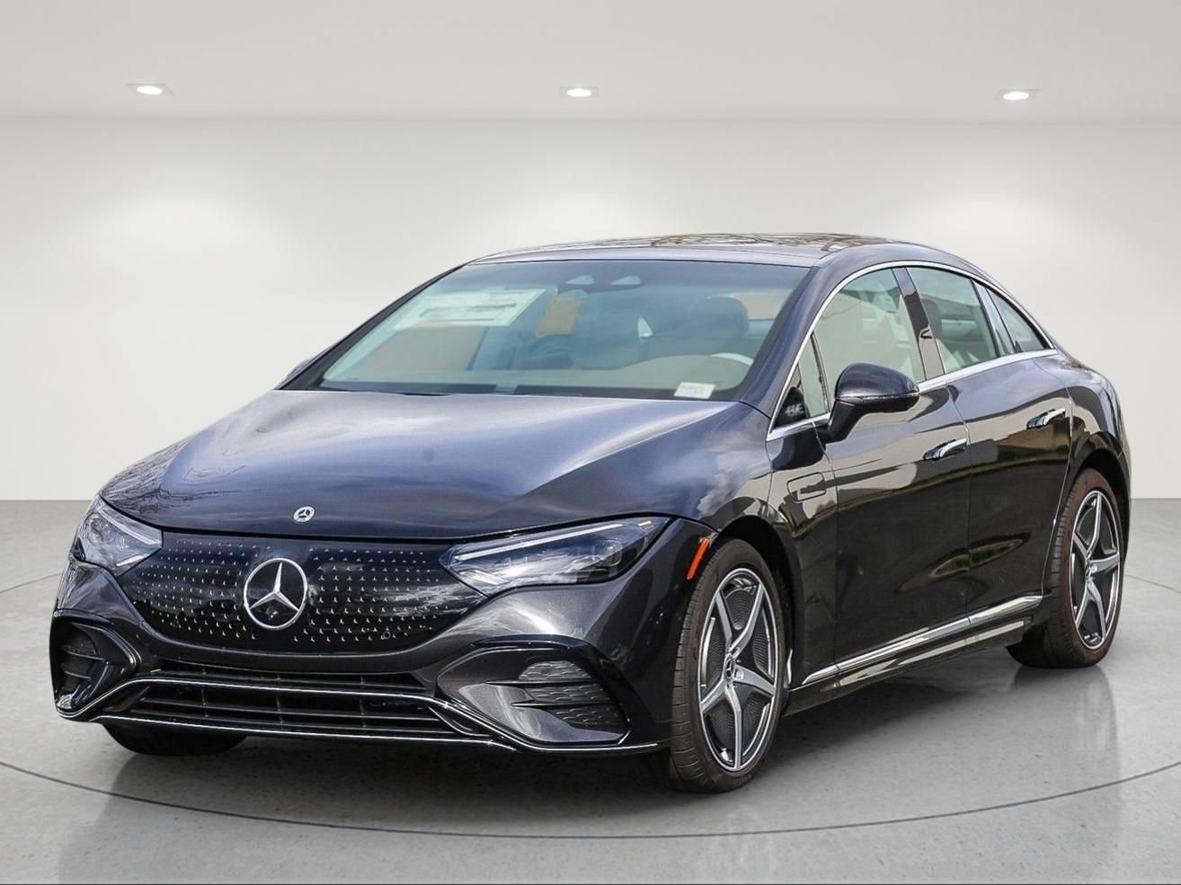 New 2024 Mercedes-Benz EQE 500 4MATIC Sedan image 2