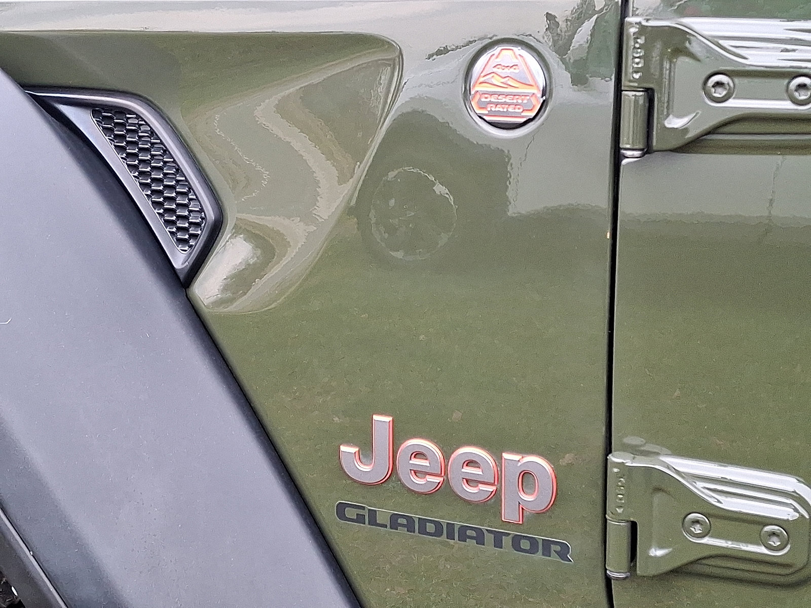 Used 2022 Jeep Gladiator Mojave w/ Dual Top Group image 30