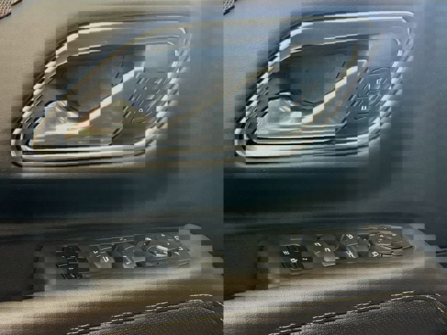 Used 2023 GMC Yukon AT4 w/ AT4 Premium Package image 22