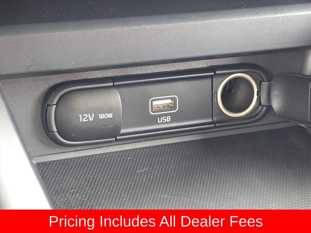 Used 2022 Kia Soul LX FWD image 19