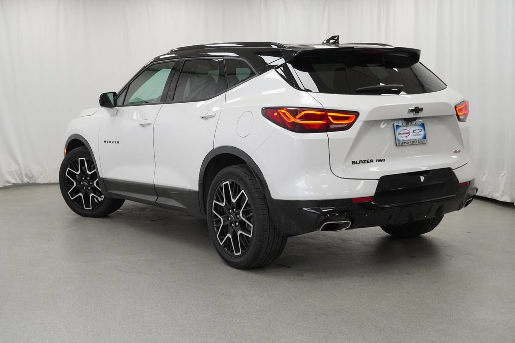 Used 2024 Chevrolet Blazer RS w/ Driver Confidence II Package AWD/4WD image 2