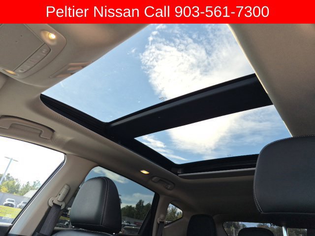 Used 2024 Nissan Murano SL AWD/4WD image 11
