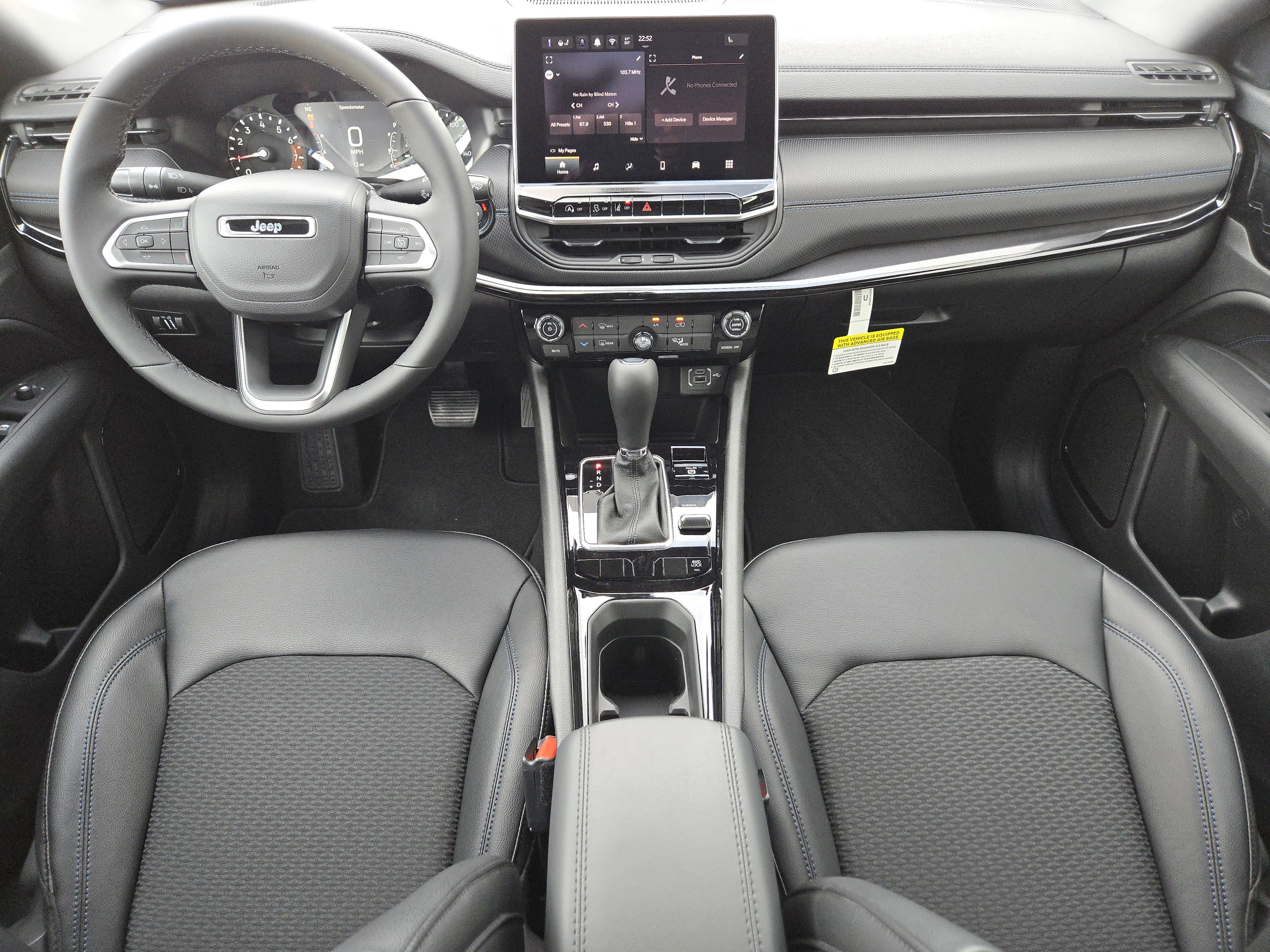 New 2026 Jeep Compass Latitude image 2