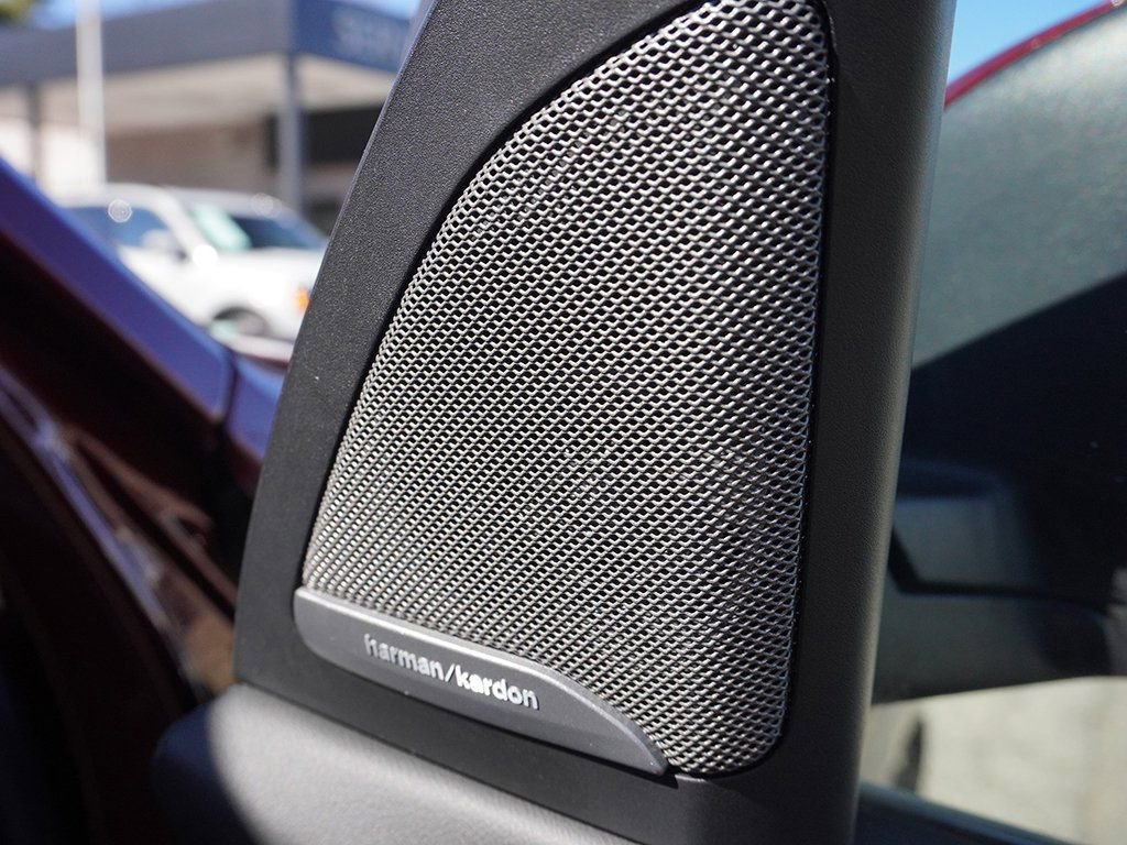 Used 2024 BMW X7 xDrive40i w/ Premium Package image 47