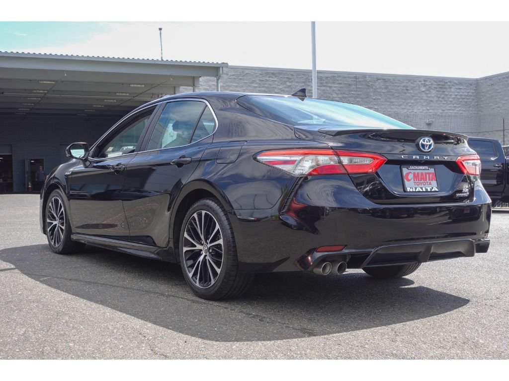 Used 2018 Toyota Camry SE w/ Audio Package FWD image 5