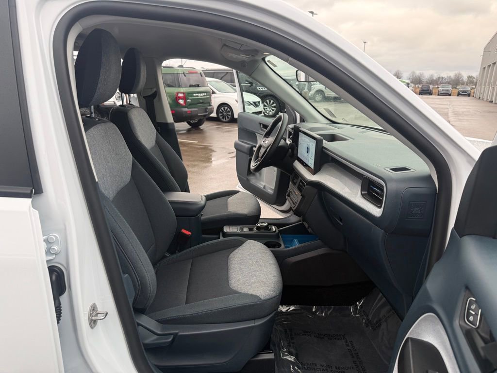 Used 2025 Ford Maverick XLT image 16