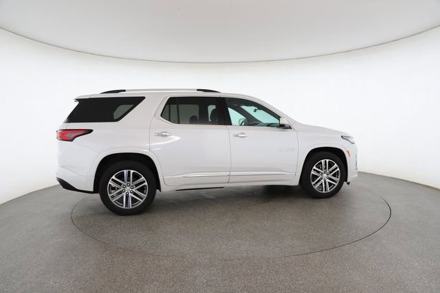 Used 2024 Chevrolet Traverse High Country image 21