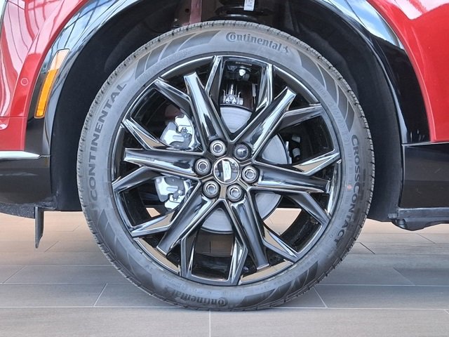 New 2025 Cadillac Optiq Luxury 1 w/ LPO, ONYX Package image 30