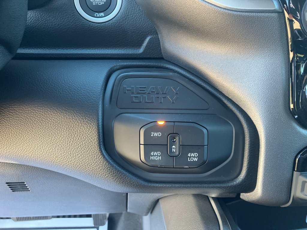 New 2026 RAM 2500 Big Horn AWD/4WD image 16