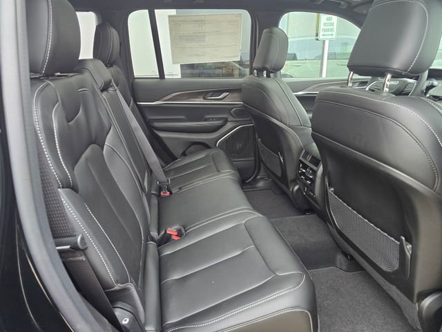 New 2026 Jeep Grand Cherokee Limited w/ Limited Altitude Package image 12