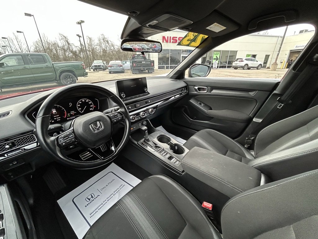Used 2023 Honda Civic Sport image 7