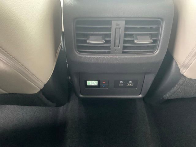 Used 2021 Nissan Rogue SL w/ Premium Package image 15