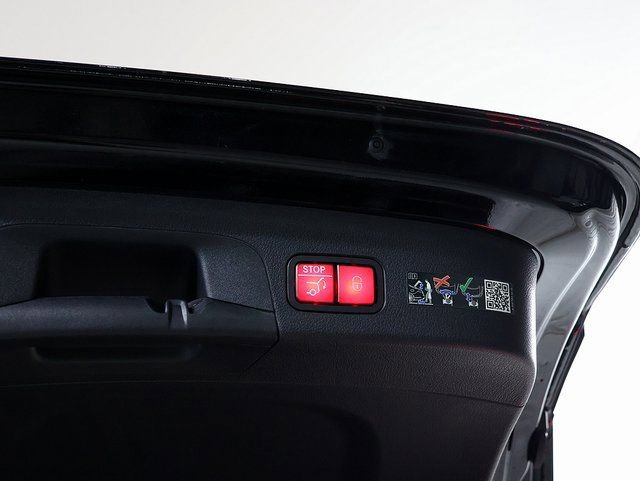 Certified 2026 Mercedes-Benz GLE 350 4MATIC image 34