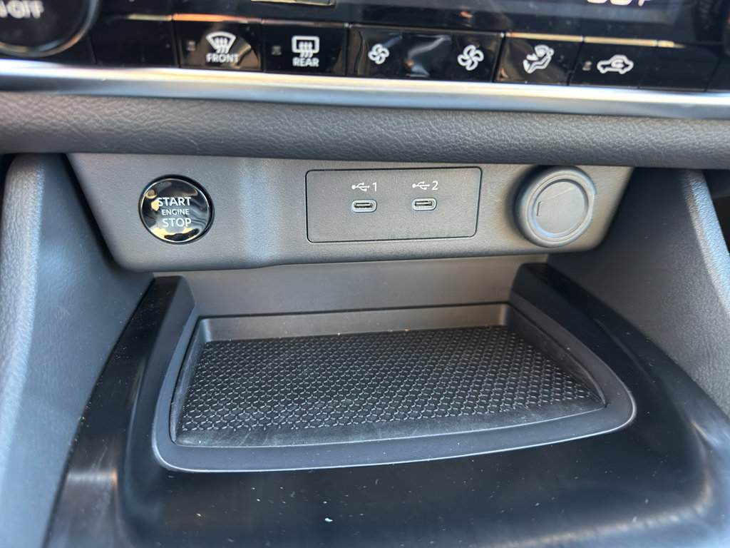 Certified 2025 Nissan Rogue SV image 20