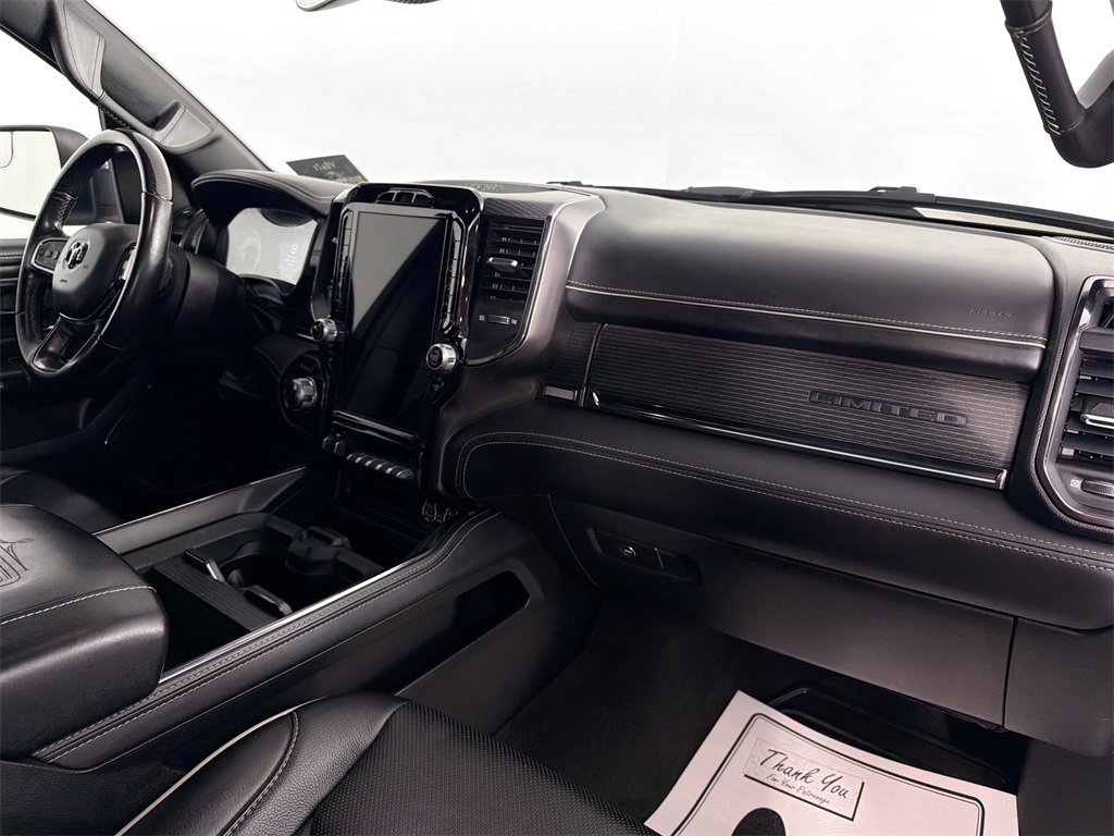 Used 2022 RAM 1500 Limited w/ Body-Colour Bumper Group image 27