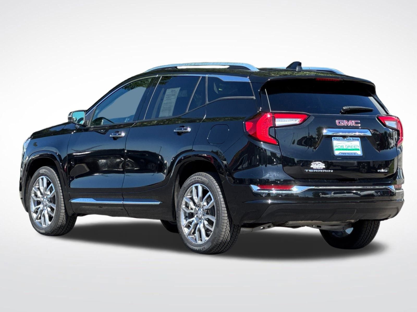 Used 2022 GMC Terrain Denali image 5