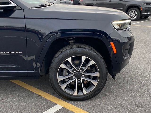 Used 2024 Jeep Grand Cherokee L Overland w/ Luxury Tech Group IV image 10