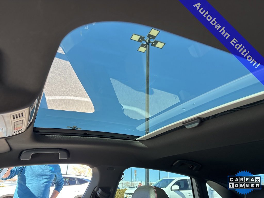Used 2023 Volkswagen Jetta GLI Autobahn image 15
