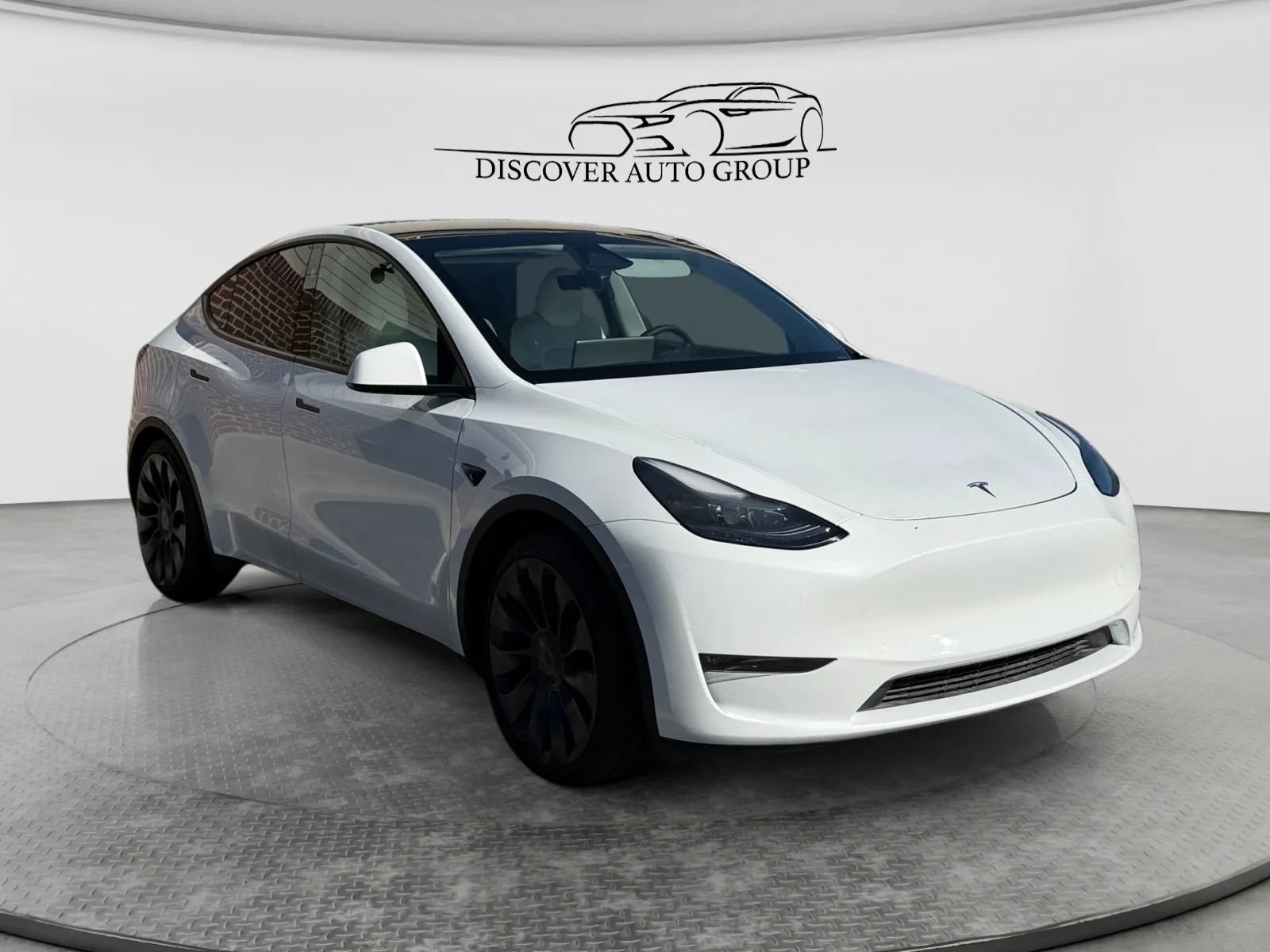Used 2024 Tesla Model Y Performance AWD/4WD image 3
