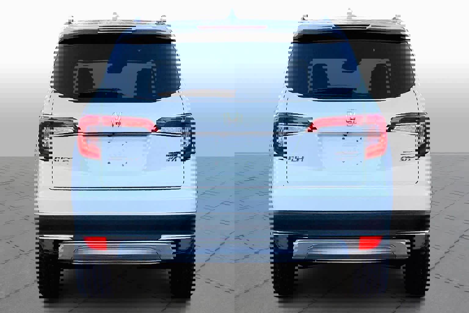 Used 2020 Honda Pilot Touring image 5