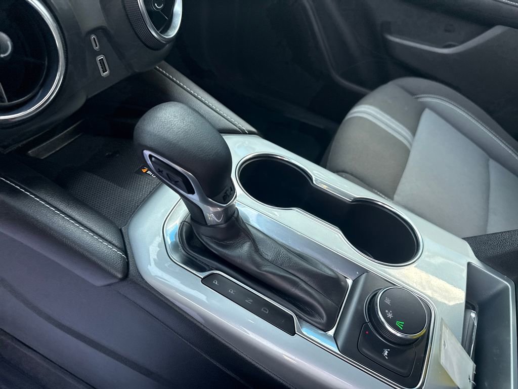 Used 2024 Chevrolet Blazer LT w/ Convenience Package image 29