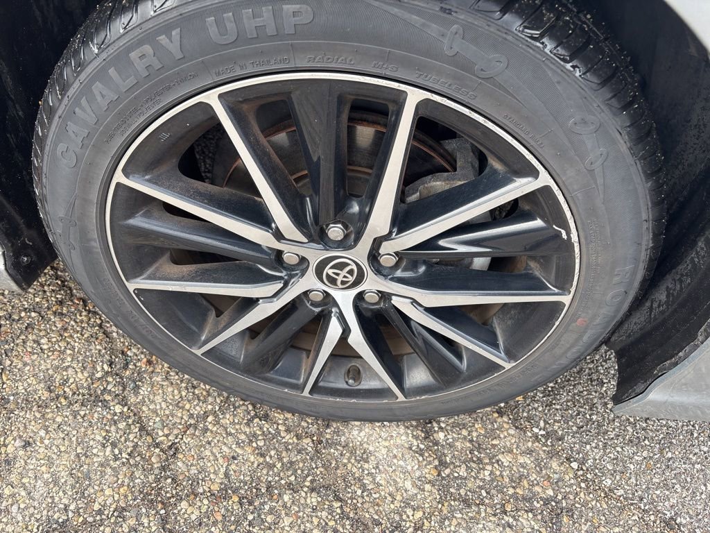 Used 2021 Toyota Camry SE image 8