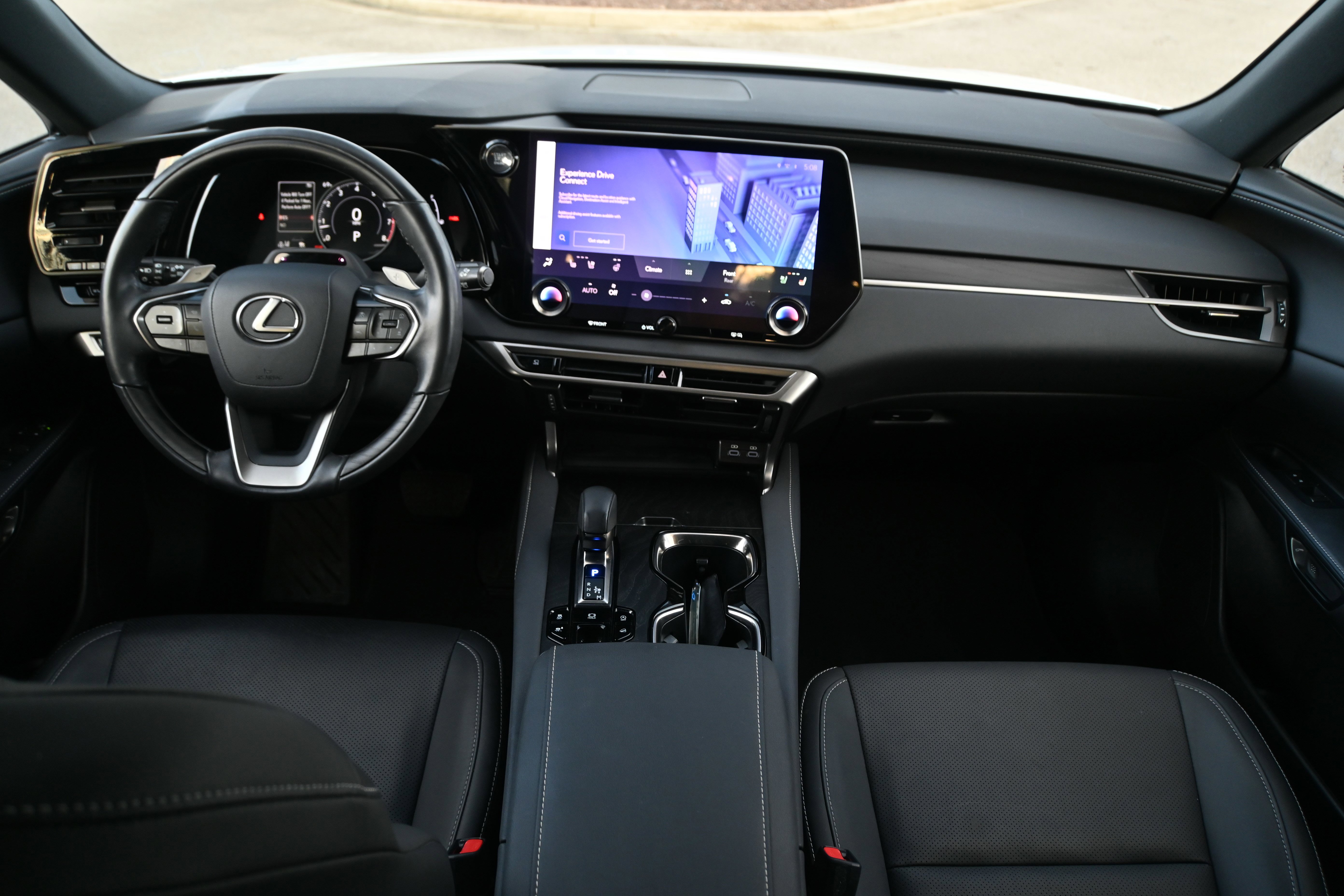 Used 2024 Lexus RX 350 Premium w/ Convenience Package image 3