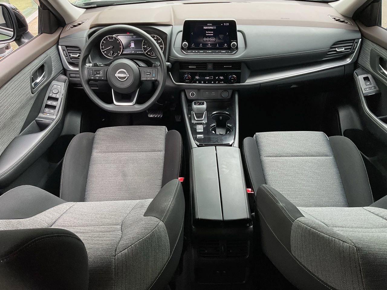 Used 2023 Nissan Rogue SV image 20