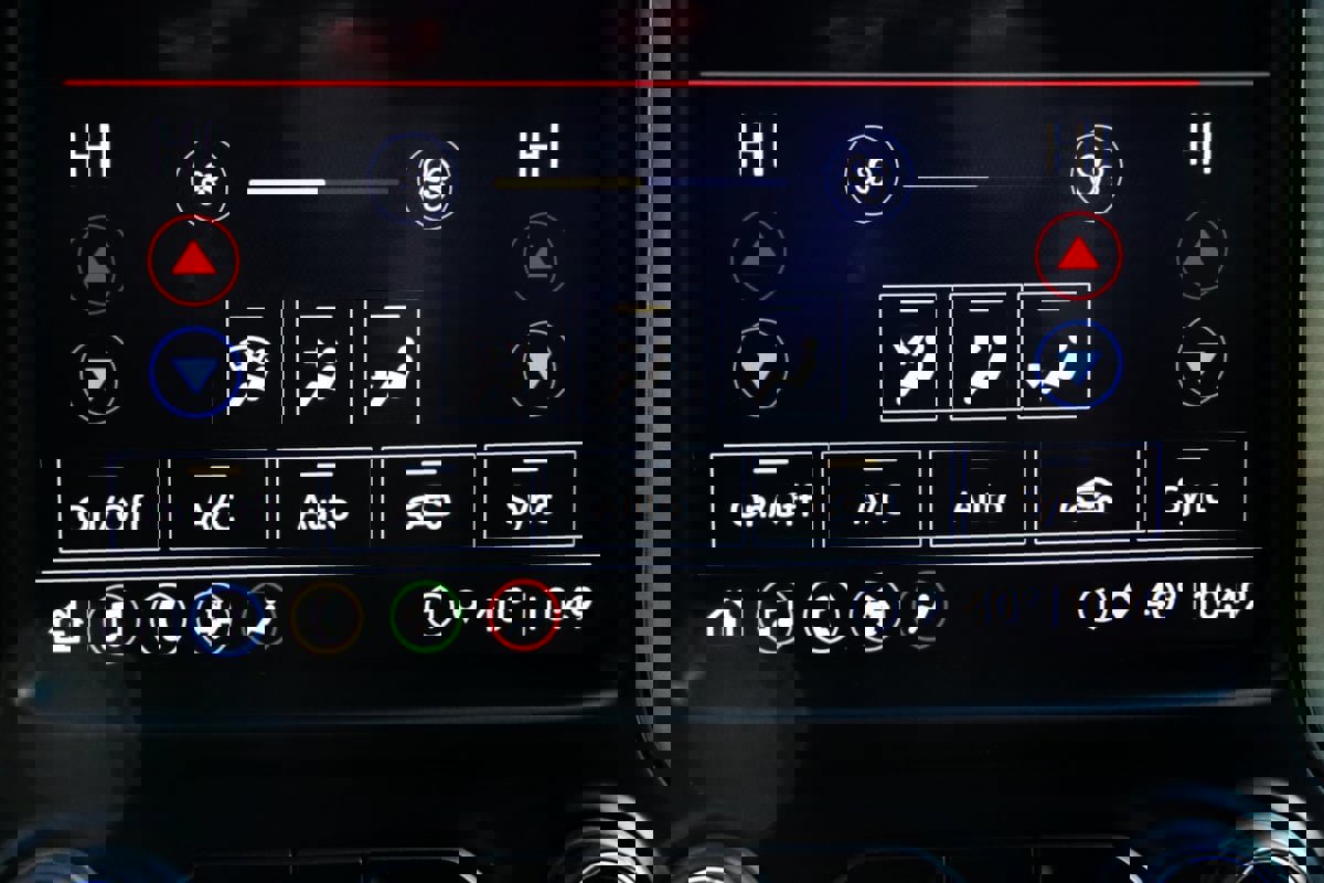 Used 2023 Chevrolet Silverado 3500 LTZ w/ LTZ Convenience Package image 41