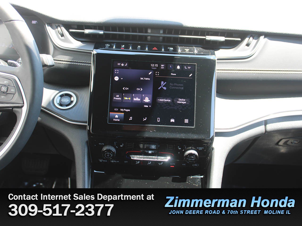 Used 2023 Jeep Grand Cherokee Altitude AWD/4WD image 15