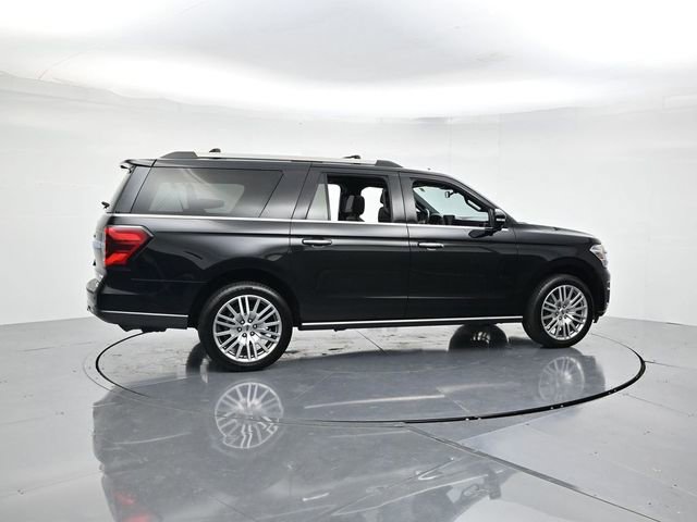 Used 2023 Ford Expedition Max Limited image 2