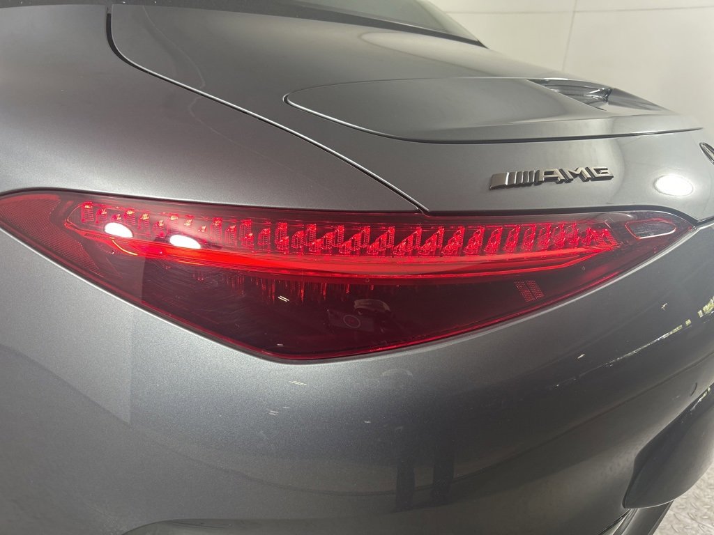 Used 2022 Mercedes-Benz SL 63 AMG 4MATIC image 32