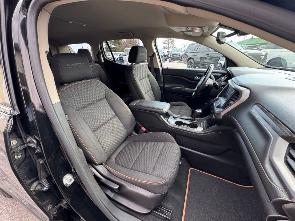 Used 2017 GMC Acadia SLE w/ Driver Alert Package I image 40