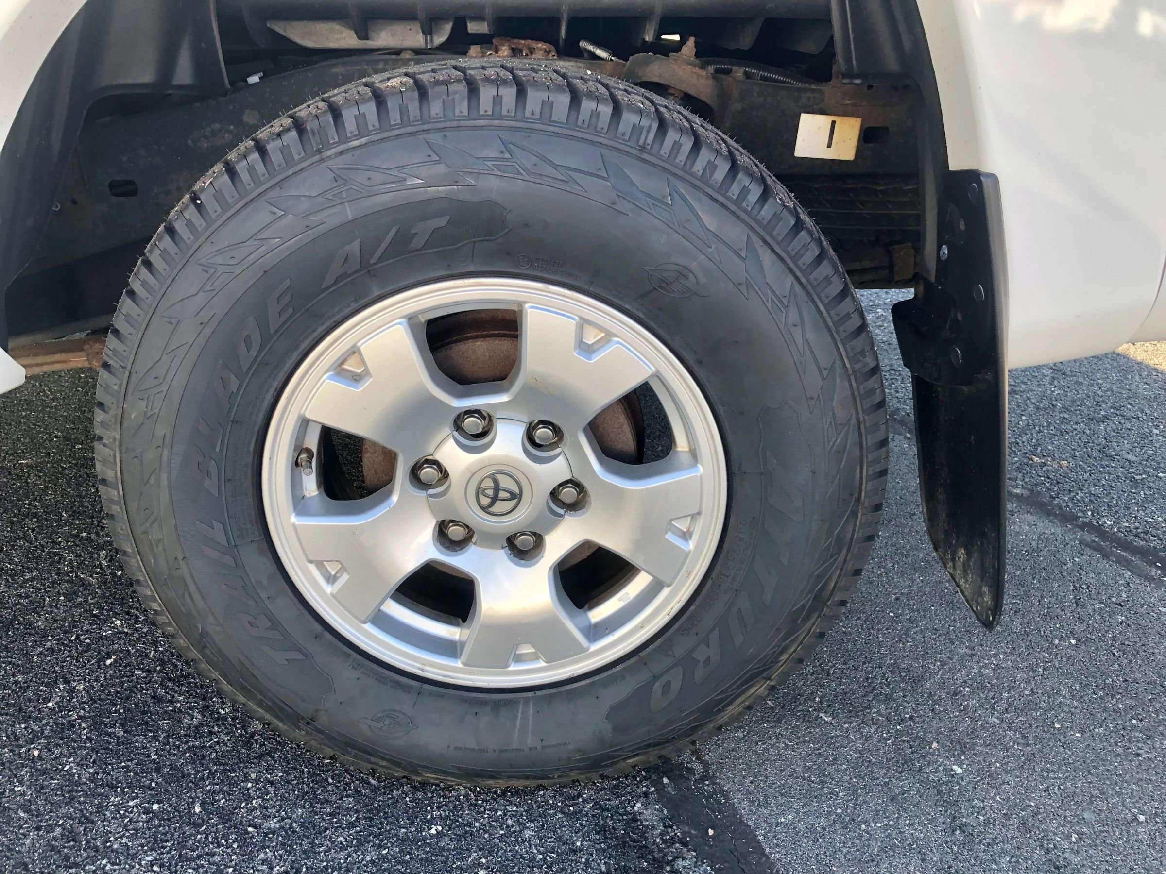 Used 2011 Toyota Tacoma 4x4 Double Cab image 24