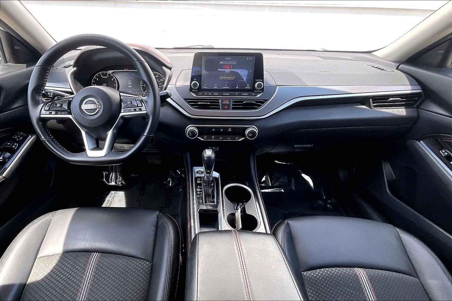 Used 2023 Nissan Altima 2.5 SR FWD image 19
