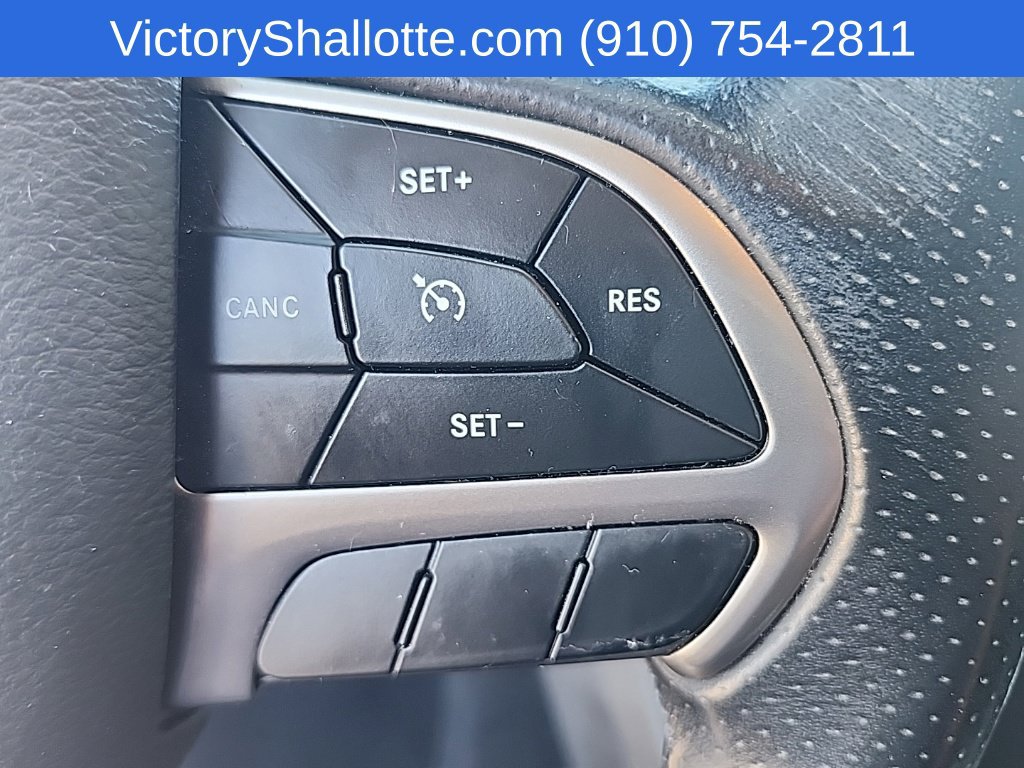 Used 2020 Dodge Durango SXT RWD image 12