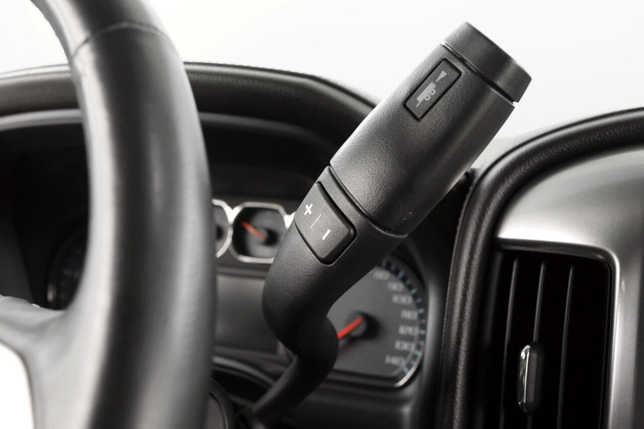 Used 2018 Chevrolet Silverado 2500 LTZ image 17