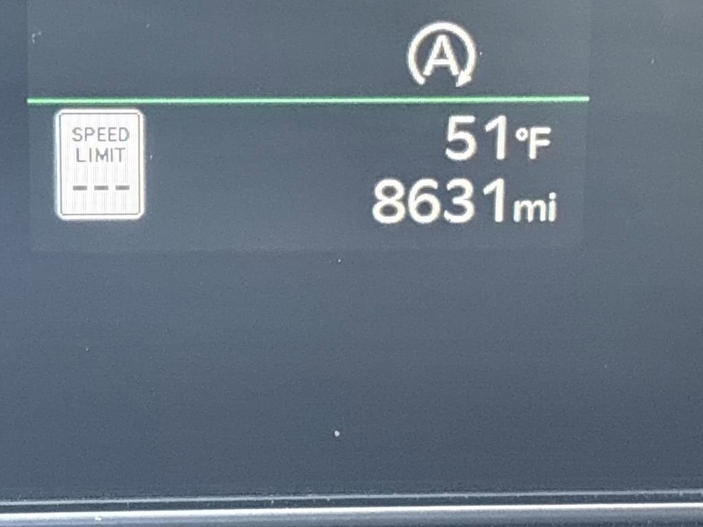 Used 2025 Kia Sorento LX image 12