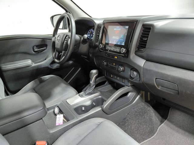 Used 2024 Nissan Frontier S w/ Technology Package image 17