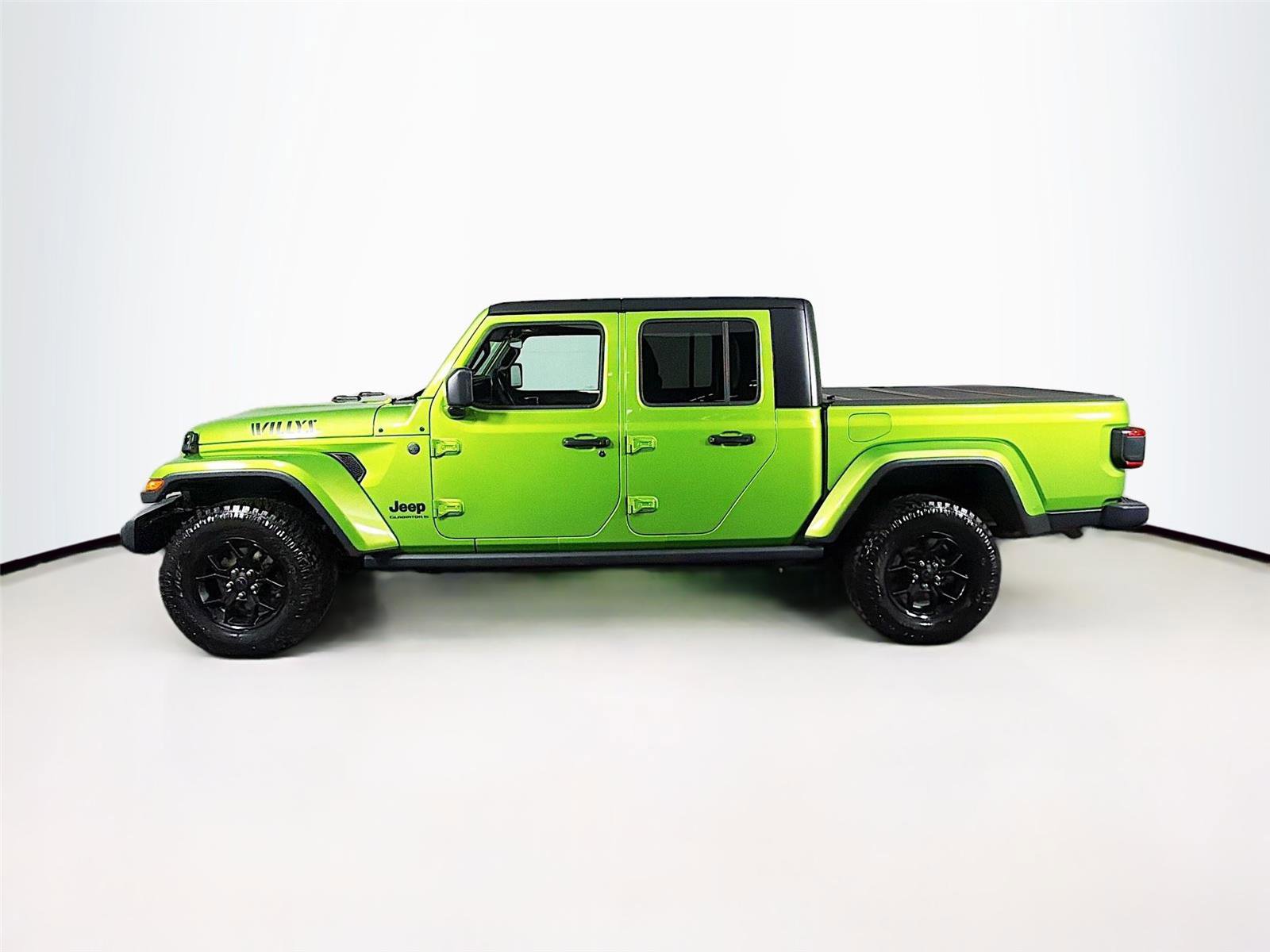 Used 2025 Jeep Gladiator Willys image 4