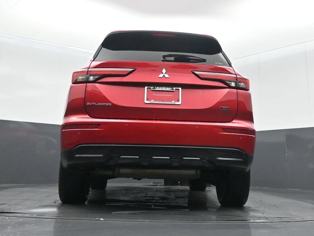 Used 2023 Mitsubishi Outlander SE image 20