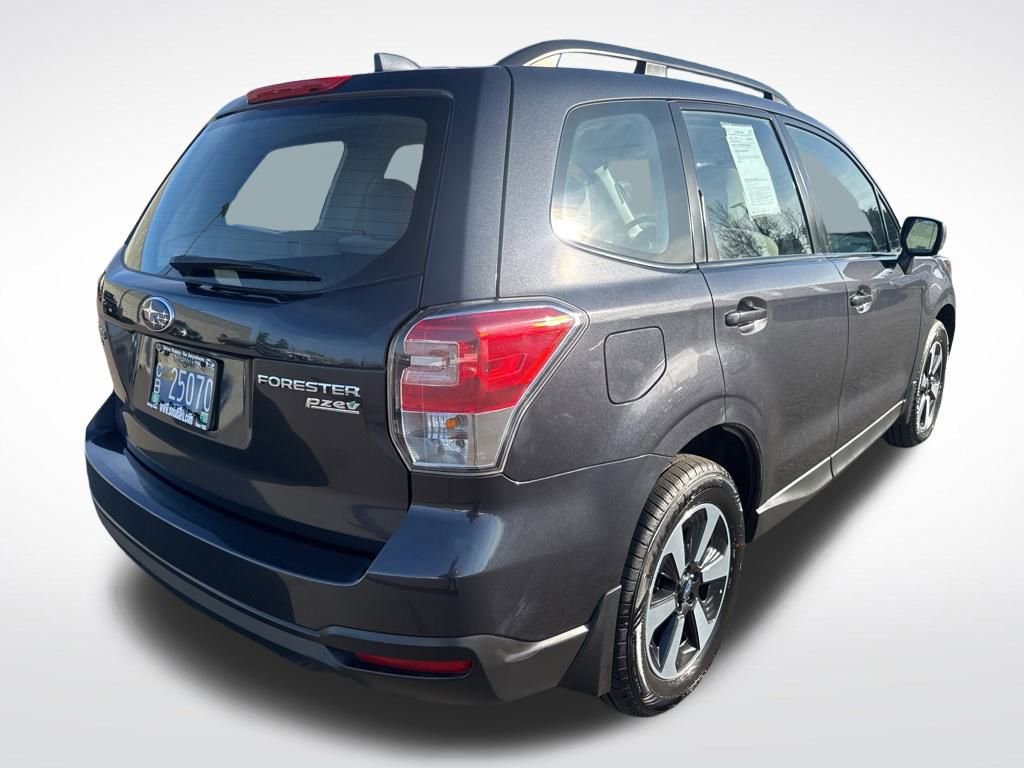 Used 2017 Subaru Forester 2.5i w/ Alloy Wheel Package image 7