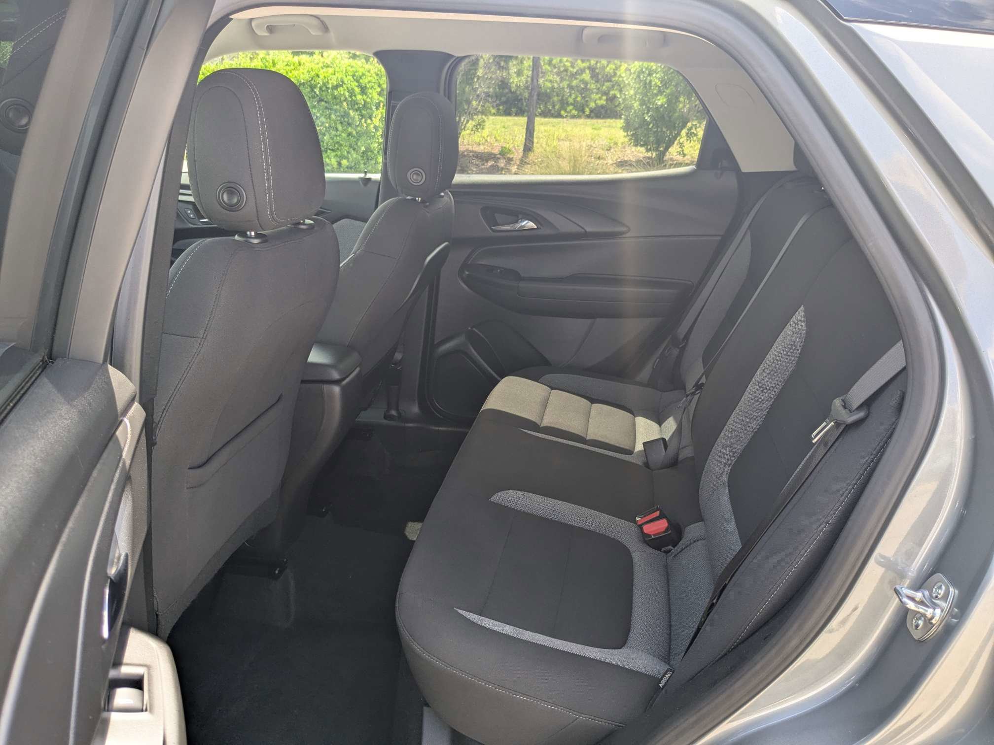 Used 2025 Chevrolet TrailBlazer LT AWD/4WD image 17
