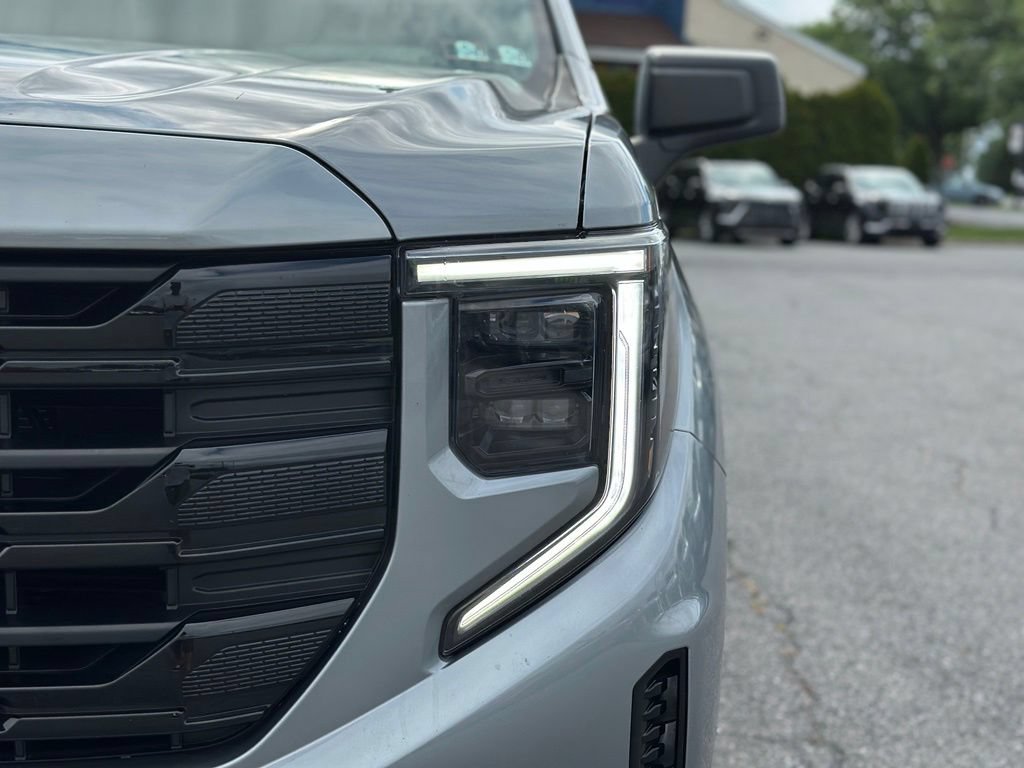 Used 2023 GMC Sierra 1500 Elevation AWD/4WD image 39