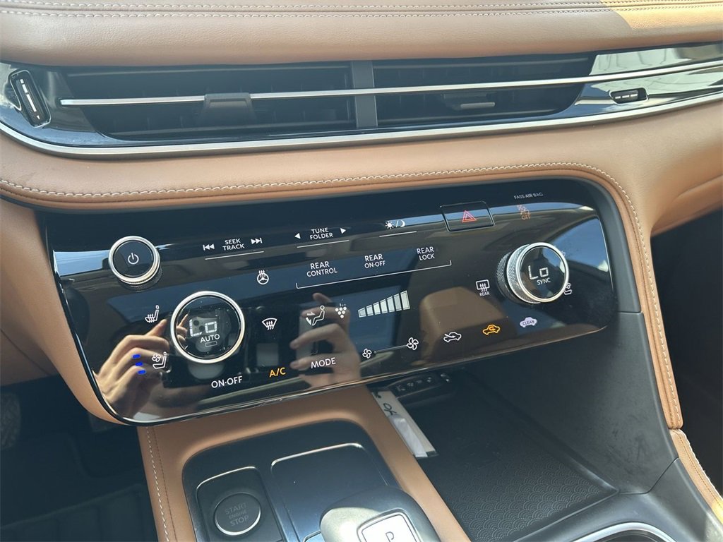 Certified 2022 INFINITI QX60 Sensory w/ Cargo Package image 21