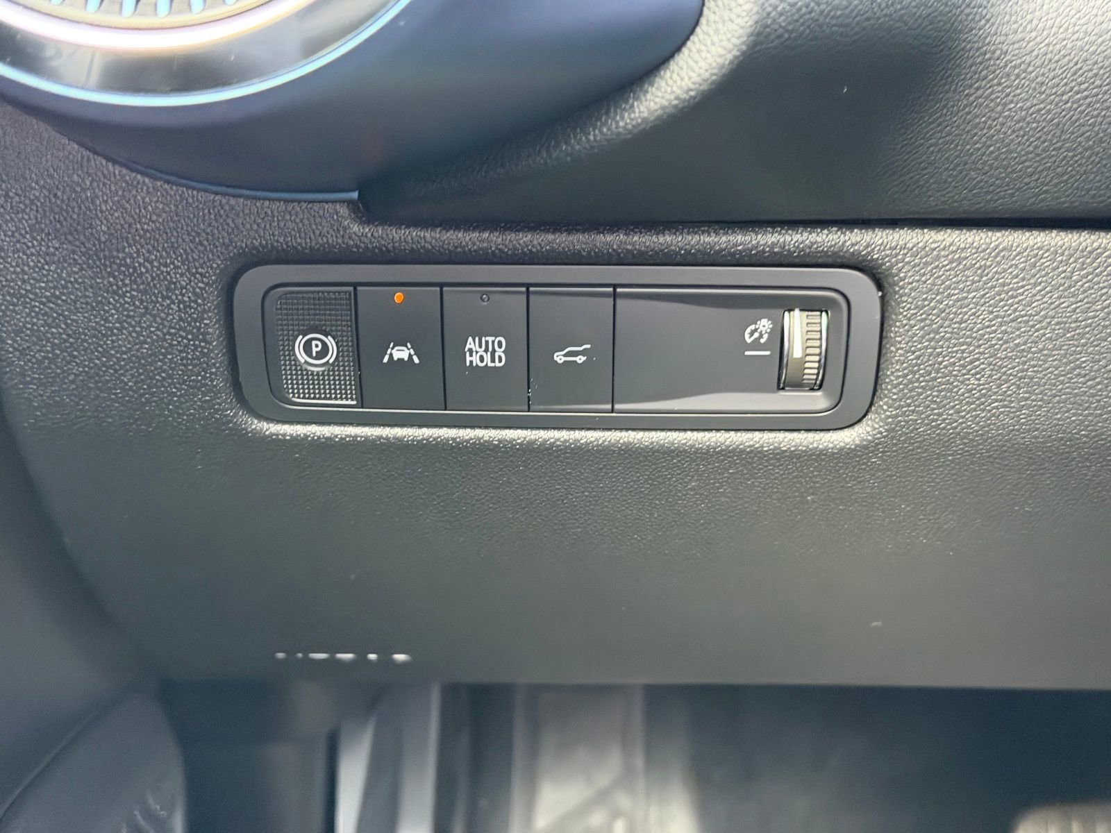 Used 2025 Chevrolet Equinox EV LT w/ Convenience Package FWD image 12